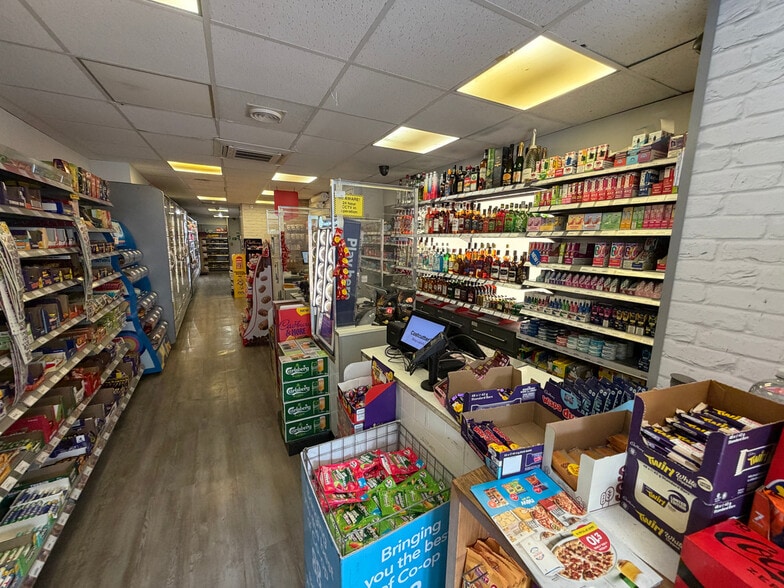 61-63 Commercial St, Malton for sale - Interior Photo - Image 2 of 12
