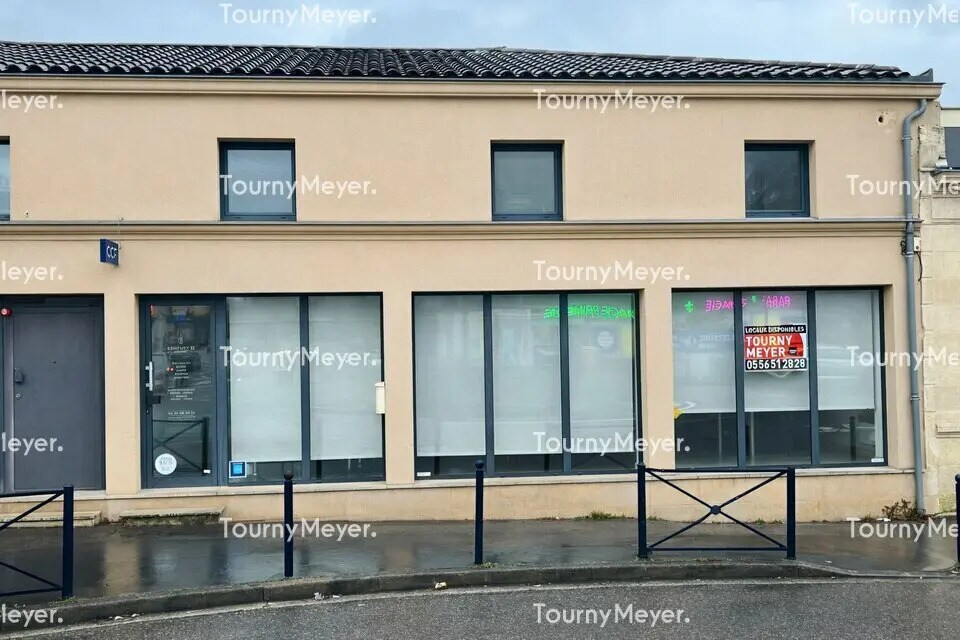 Retail in Bordeaux to rent Building Photo- Image 1 of 2