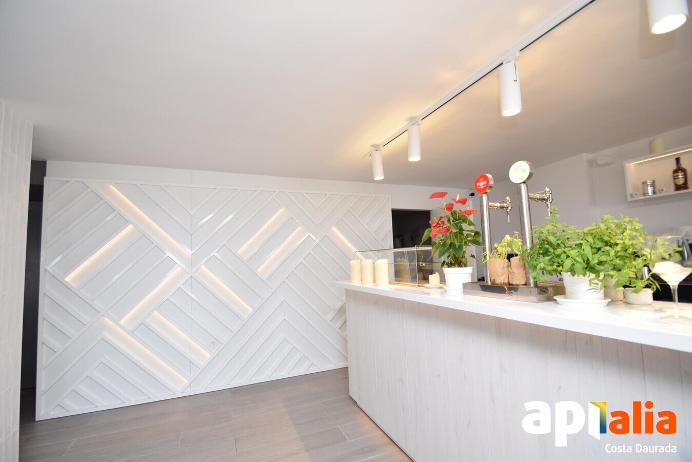Salou, TAR 43840 - Unit 1 -  - Interior Photo - Image 1 of 18