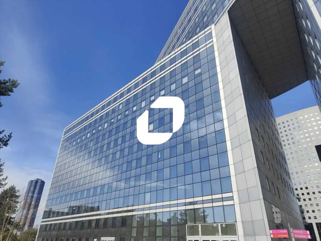 Office in Puteaux for sale Building Photo- Image 1 of 34
