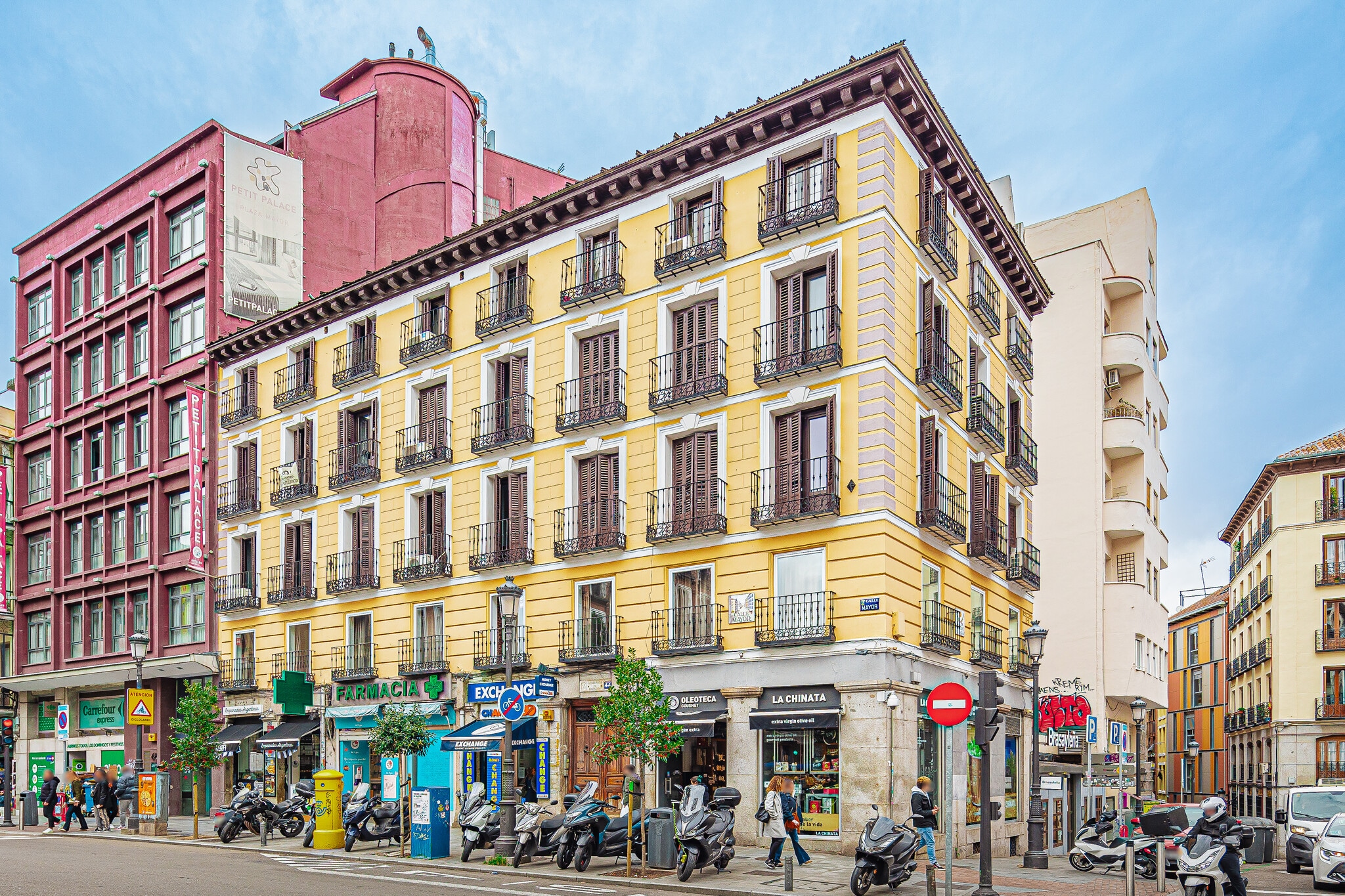 Retail in Madrid, Madrid to rent Floor Plan- Image 1 of 2