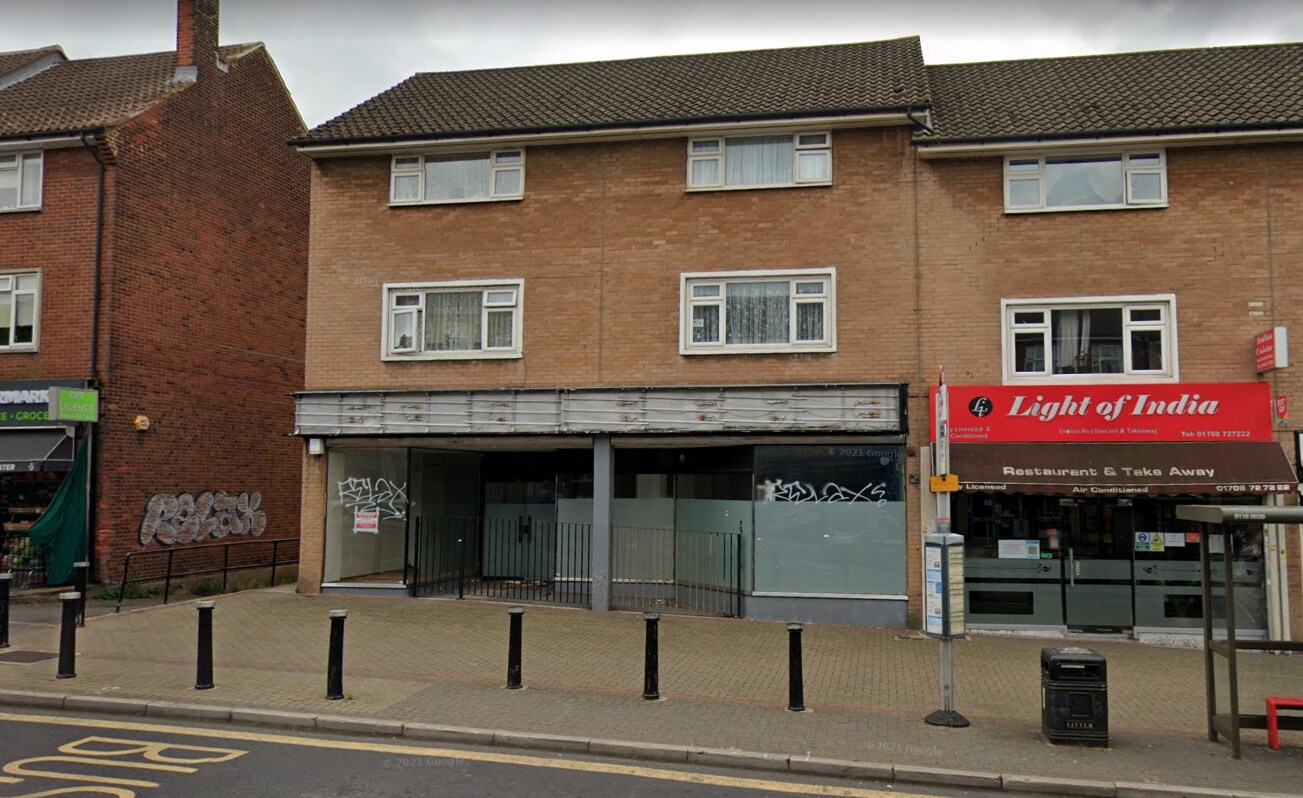3133 Collier Row Rd, Romford RM5 3NR Retail for Rent