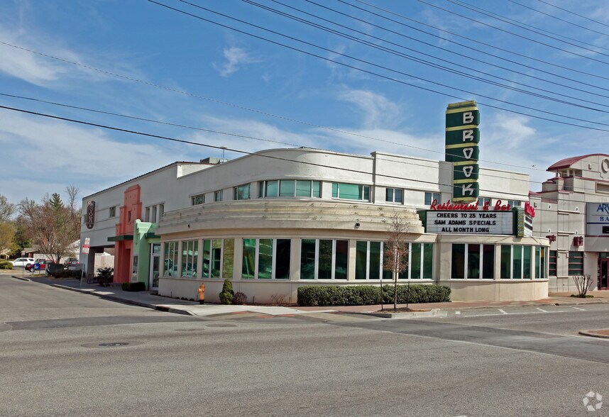 3401-3403 S Peoria Ave, Tulsa, OK for rent - Primary Photo - Image 1 of 4