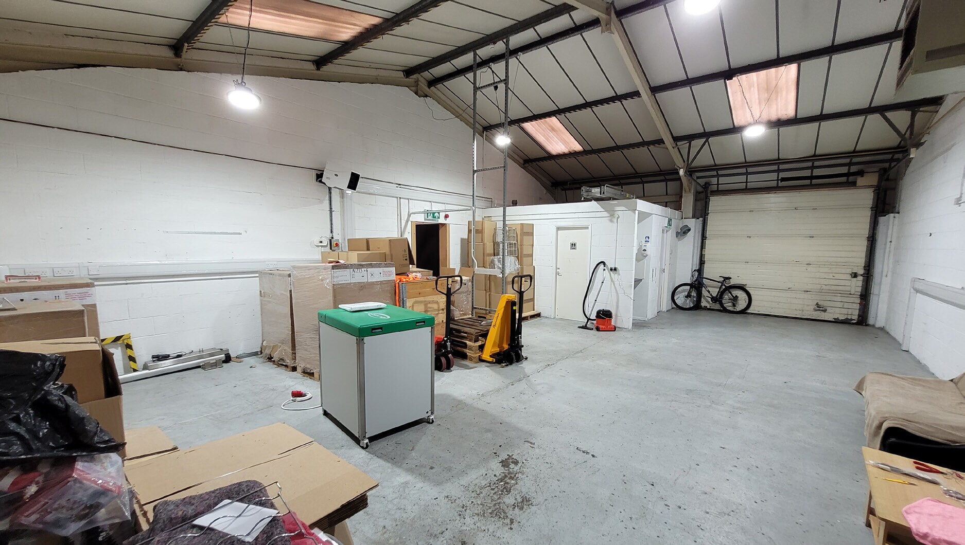 St. Margarets Way, Huntingdon to rent Interior Photo- Image 1 of 3