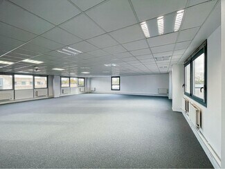 More details for Office, Light Industrial to Rent