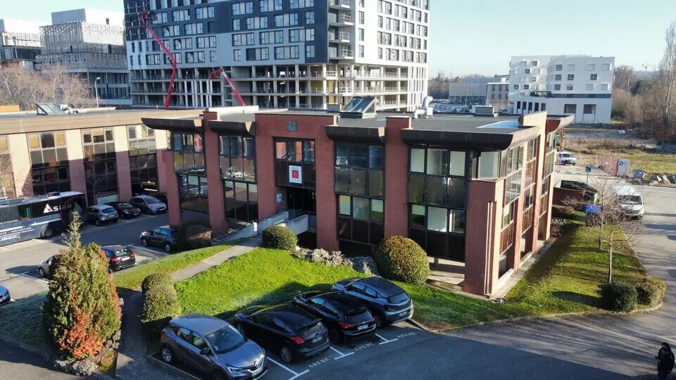 Office in Labège to rent - Building Photo - Image 1 of 11