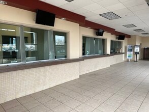 2801 W Washington Ave, Las Vegas, NV to rent Building Photo- Image 2 of 5