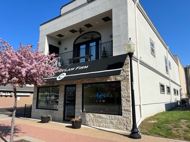 11212 Johnson Dr, Shawnee, KS for sale Building Photo- Image 1 of 1