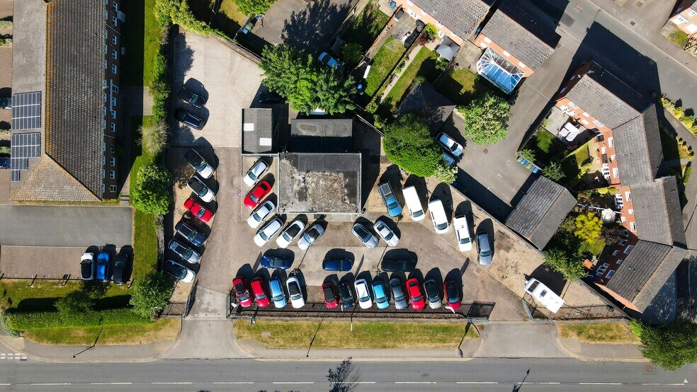 Wellesbourne Rd, Warwick to rent - Building Photo - Image 3 of 14