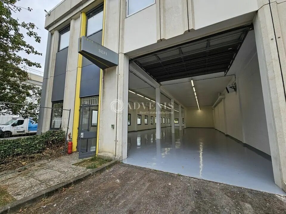 Light Industrial in Gennevilliers to rent Building Photo- Image 1 of 6