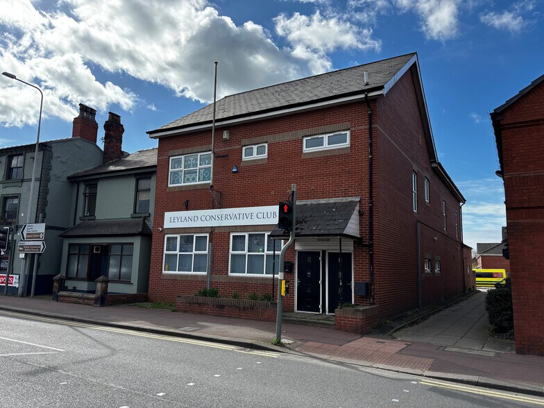67-69 Towngate, Leyland for sale - Primary Photo - Image 1 of 7