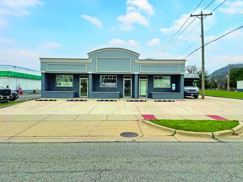 421 S Addison Rd, Addison, IL for sale - Building Photo - Image 1 of 22