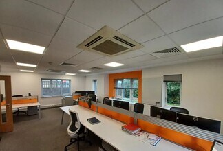 1 Faraday Rd, Guildford to rent Interior Photo- Image 2 of 3