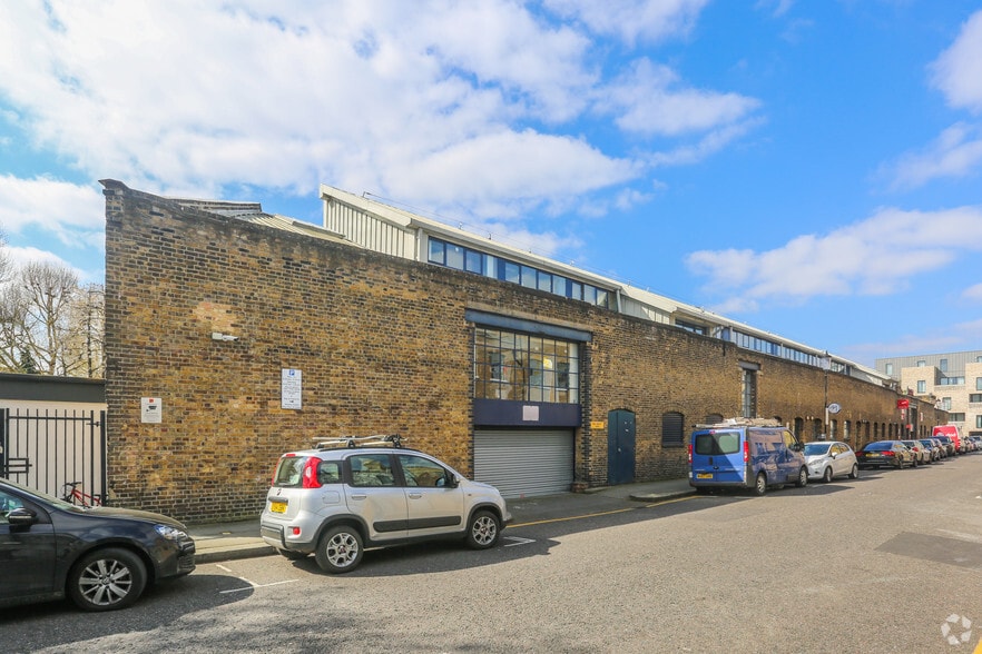 5 Conlan St, London to rent - Building Photo - Image 2 of 22