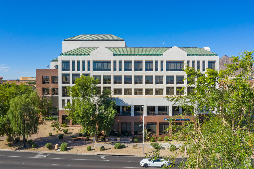 7150 E Camelback Rd, Scottsdale, AZ for rent - Building Photo - Image 3 of 9