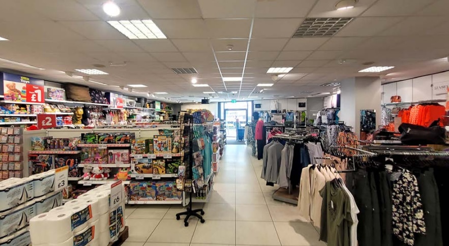 14-20 Alloway St, Ayr to rent Interior Photo- Image 1 of 2