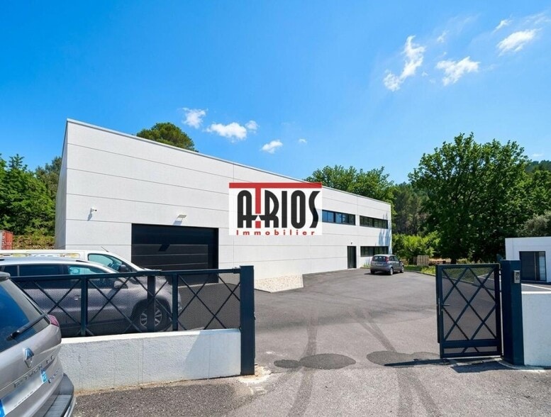 Light Industrial in Hyères for sale - Building Photo - Image 1 of 7