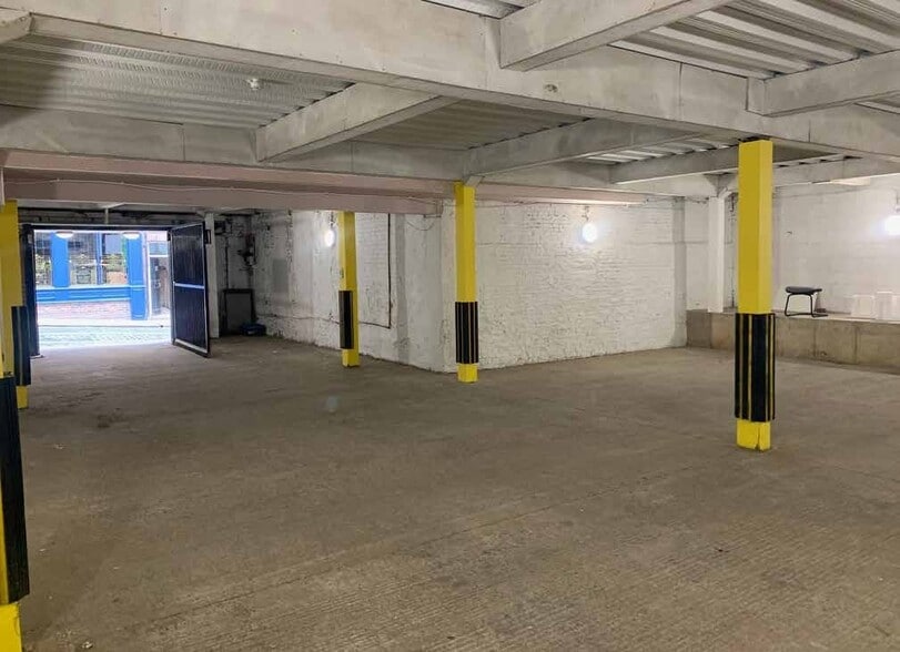 1-1A Low Ousegate, York to rent - Other - Image 2 of 3