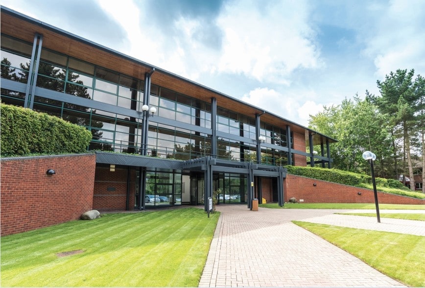 Templars Way, Eastleigh for sale - Primary Photo - Image 1 of 1