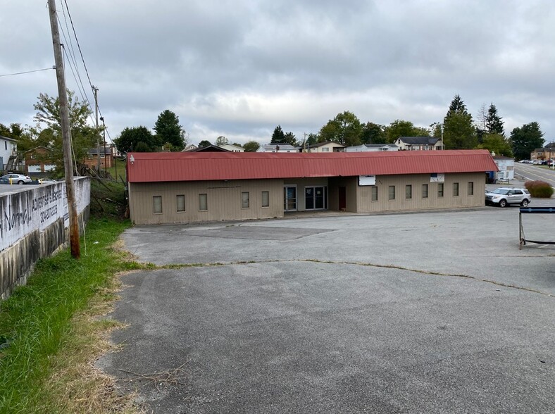 612 S Eisenhower Dr, Beckley, WV for sale - Building Photo - Image 2 of 12