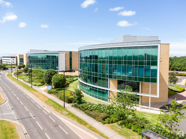 1 Silver Fox Way, Newcastle Upon Tyne for rent - Building Photo - Image 1 of 19