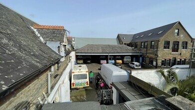 40 Chelmer Rd, London to rent Building Photo- Image 1 of 3