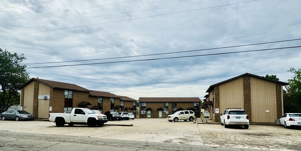 305 Pleasant Valley Rd, Poteau, OK for sale - Building Photo - Image 1 of 12