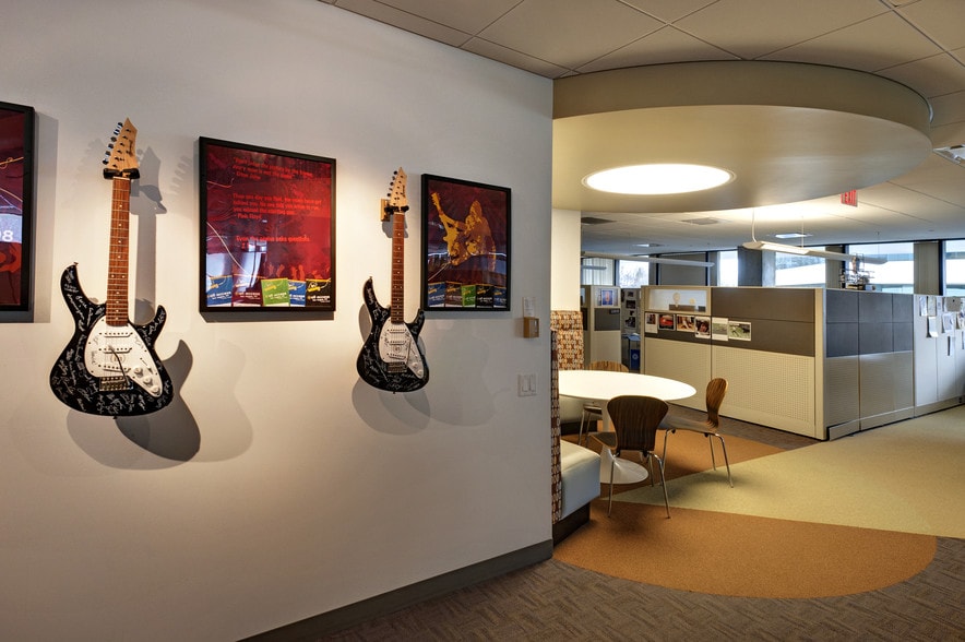 501 Merritt 7, Norwalk, CT to rent - Interior Photo - Image 2 of 3