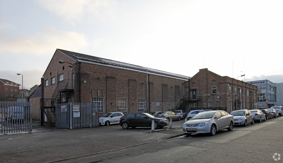 Campfield Rd, St Albans to rent - Building Photo - Image 2 of 4