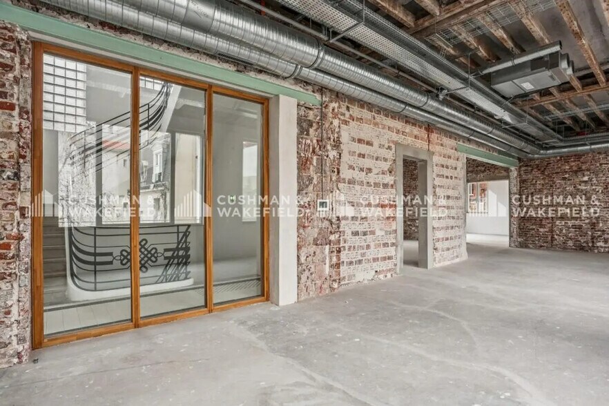 Office in Malakoff to rent - Building Photo - Image 2 of 17