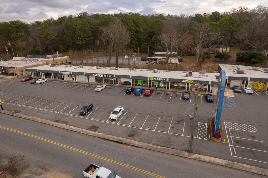 409-453 Huffman Rd, Birmingham, AL to rent - Building Photo - Image 2 of 19