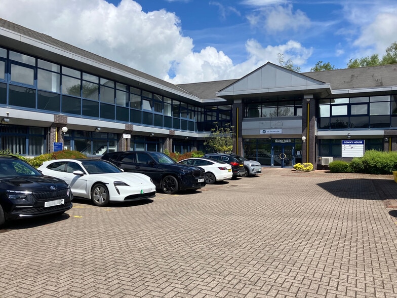 Phoenix Way, Swansea to rent - Building Photo - Image 1 of 1