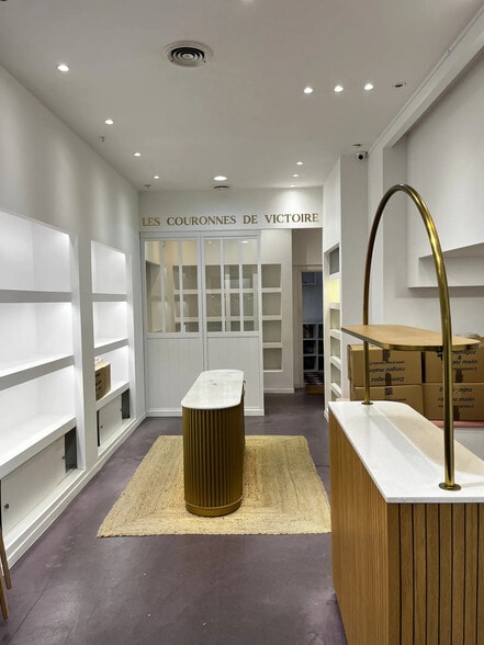 15 Rue Du Temple, Bordeaux to rent - Interior Photo - Image 2 of 11