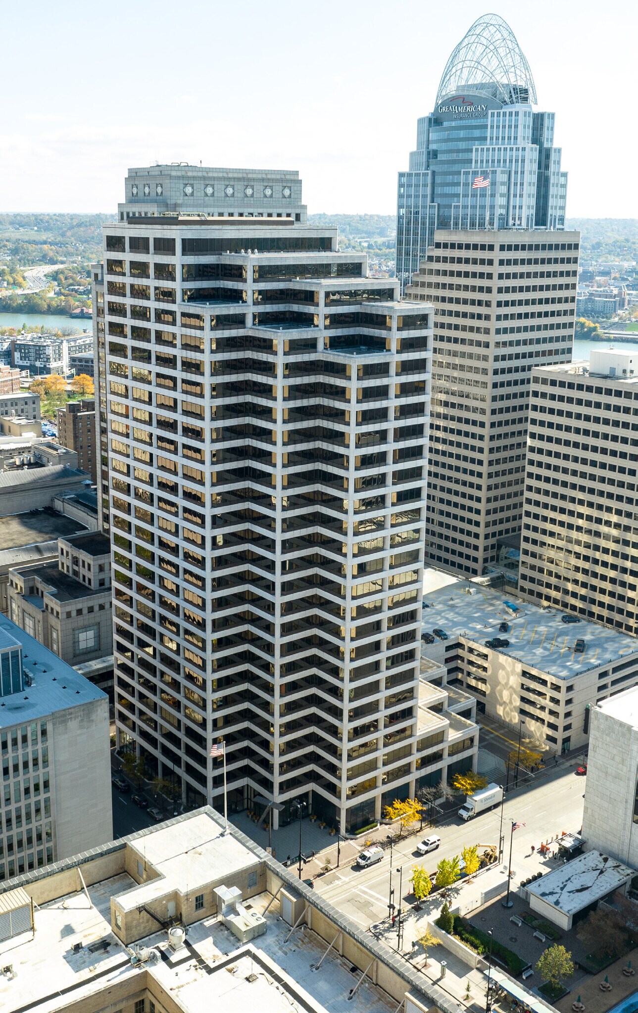 201 E 5th St, Cincinnati, OH to rent Building Photo- Image 1 of 5