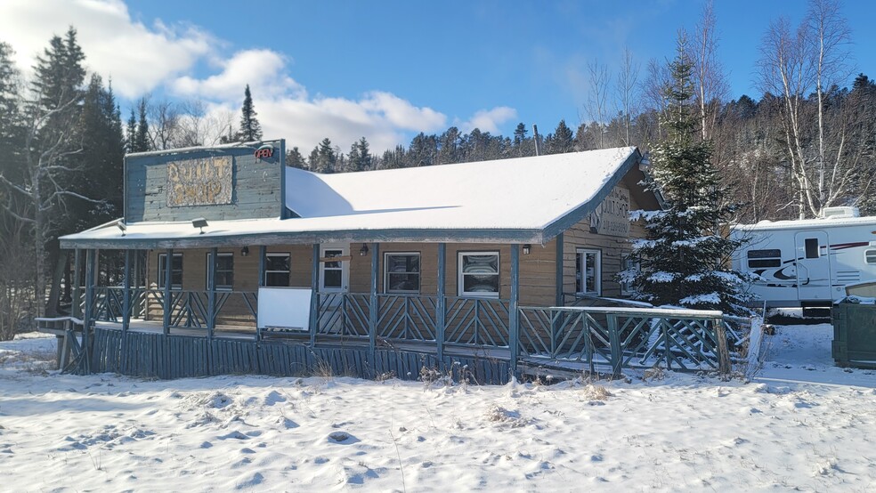 5715 Highway 1, Silver Bay, MN for sale - Primary Photo - Image 1 of 7