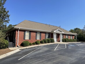 135 Brandywine Blvd, Fayetteville, GA for rent Building Photo- Image 1 of 3