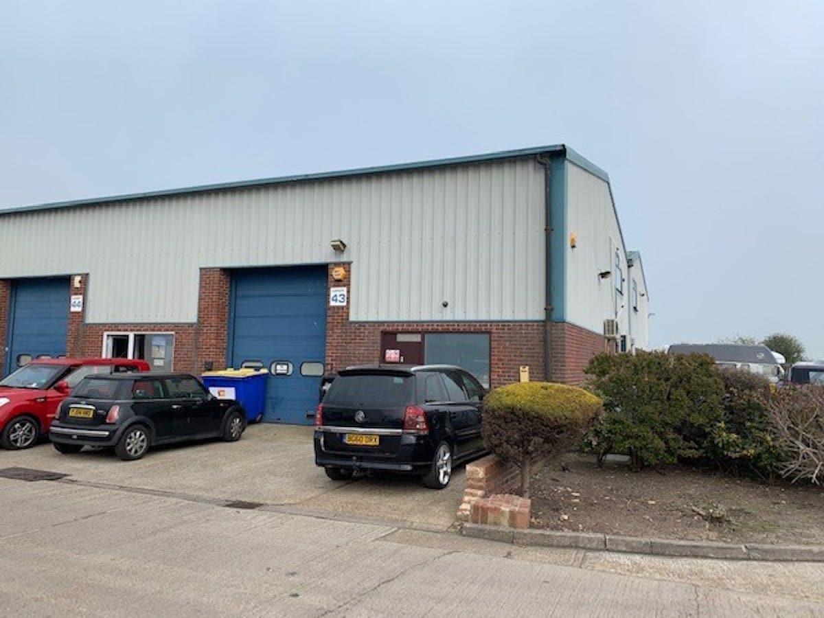 37-53 Mountney Bridge Business Park, Pevensey to rent Building Photo- Image 1 of 4