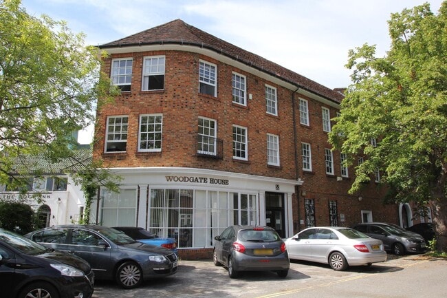 More details for 2-8 Games Rd, Barnet - Office to Rent