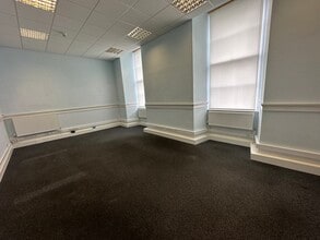 Rose Ter, Perth to rent Interior Photo- Image 2 of 6