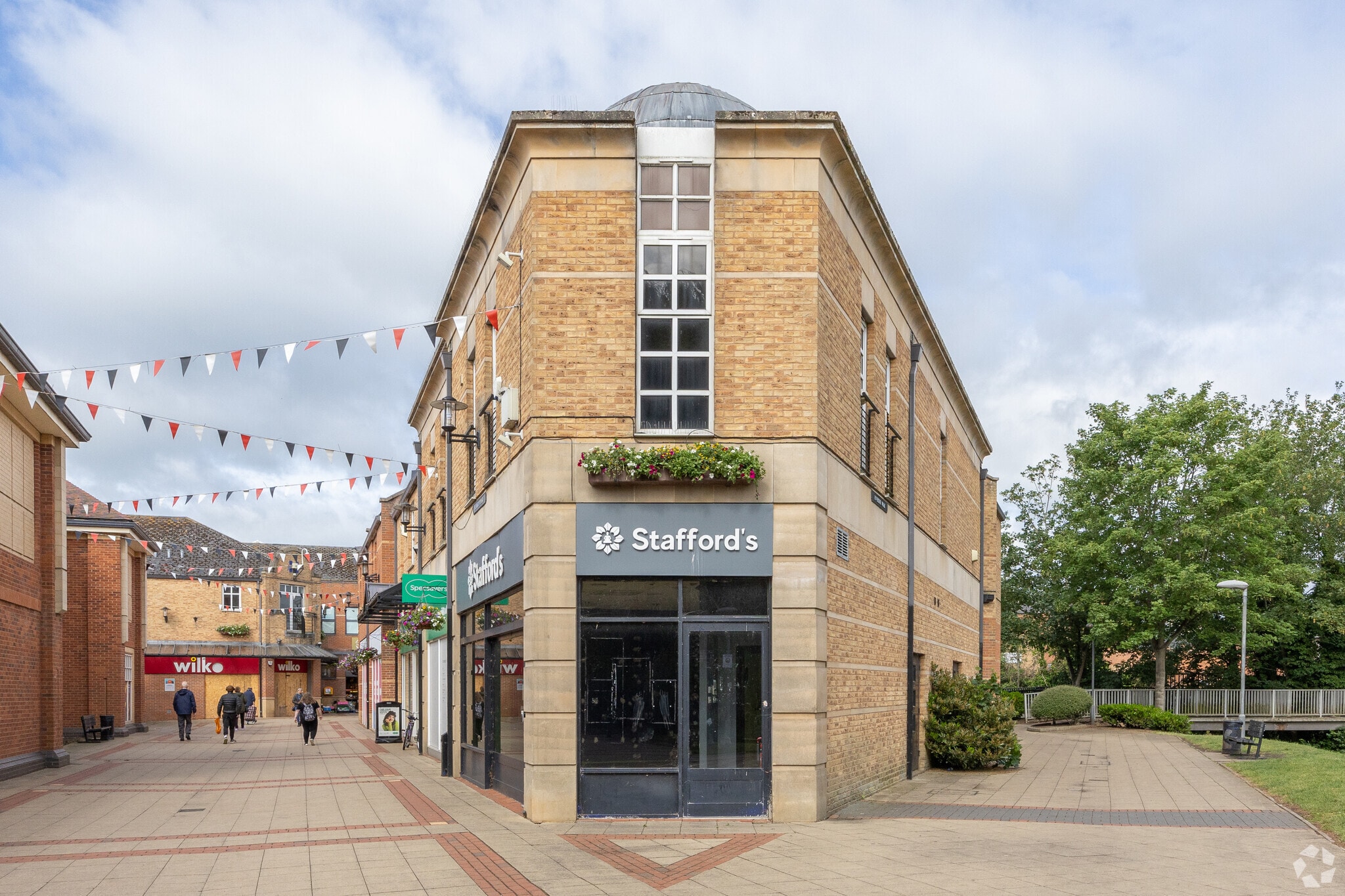 St. Marys Pl, Market Harborough to rent Primary Photo- Image 1 of 4