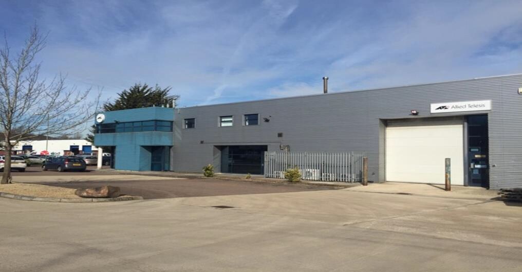 Westmead Dr, Swindon for sale Primary Photo- Image 1 of 1