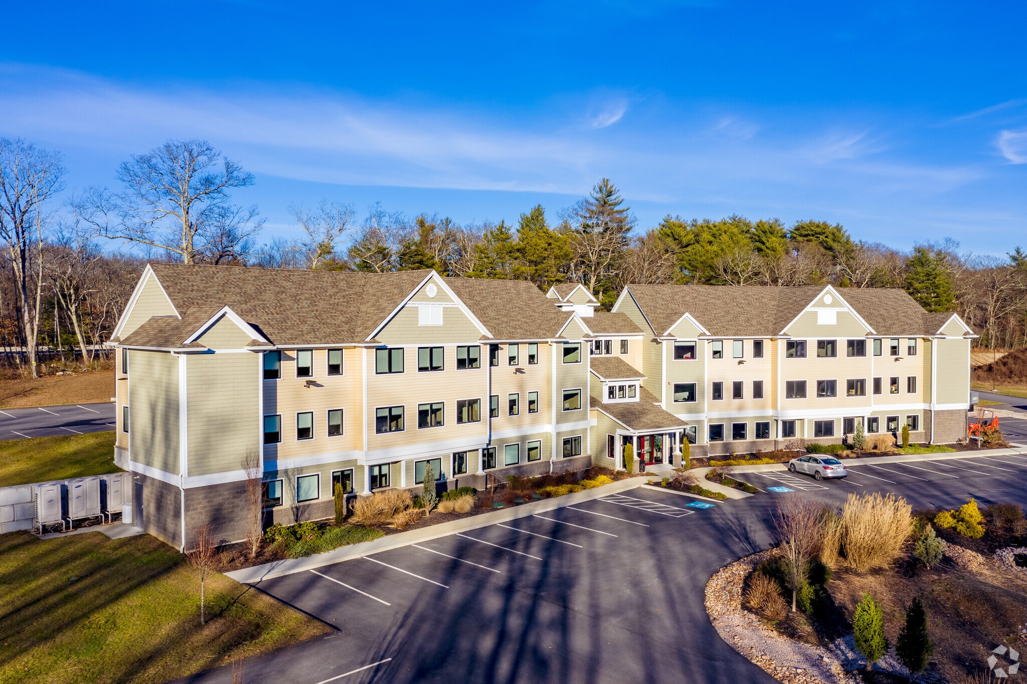 80 Palmer Cir, Hope Valley, RI to rent Primary Photo- Image 1 of 8