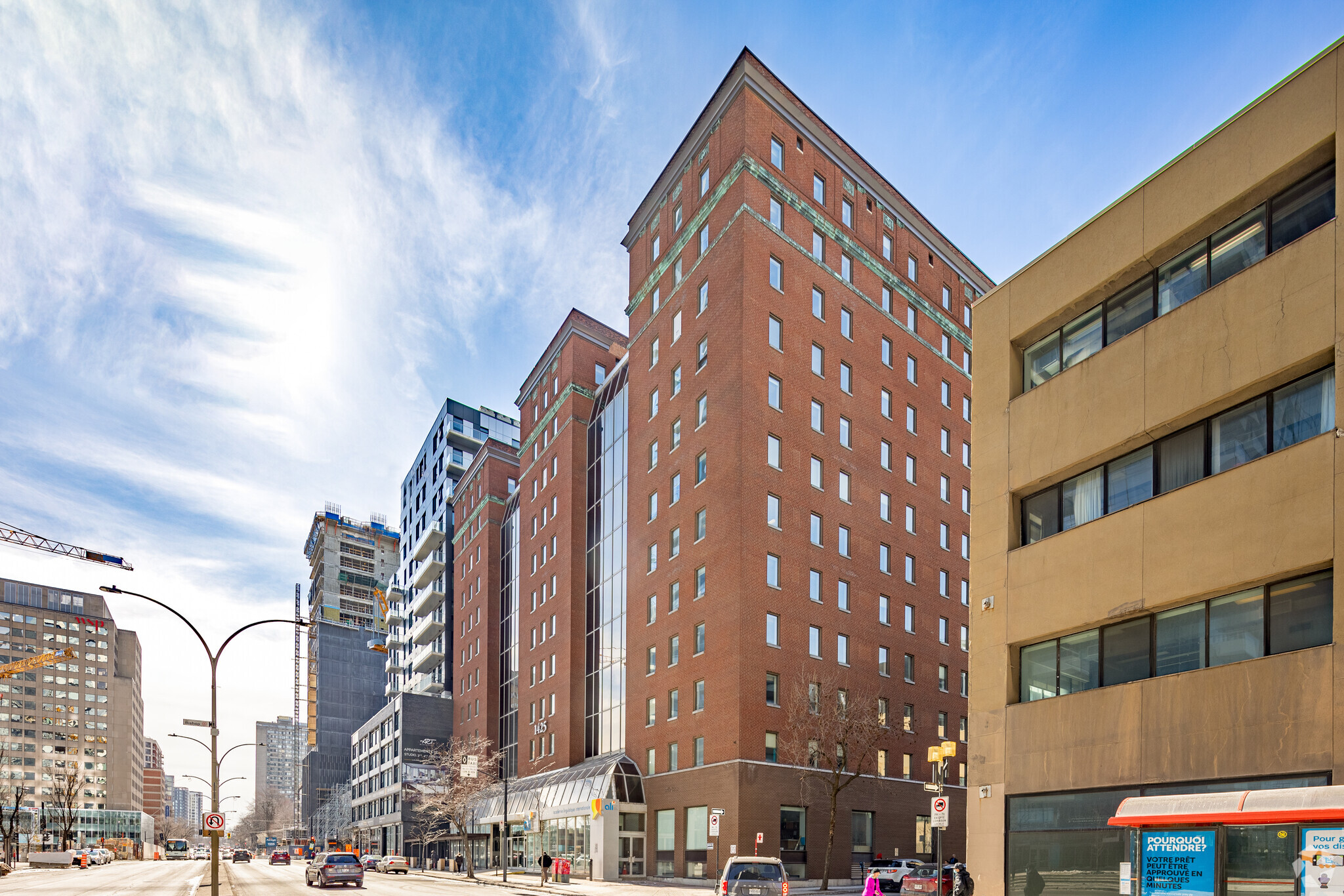 1425 Boul René-Lévesque O, Montréal, QC to rent Primary Photo- Image 1 of 3