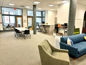 225 Arch St, Philadelphia, PA to rent Interior Photo- Image 1 of 9