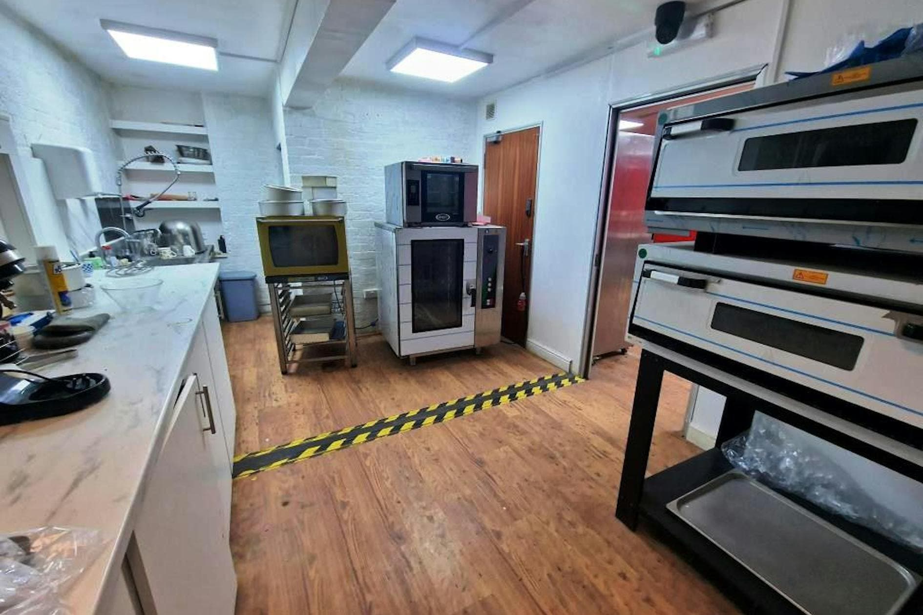 2-8 Church St, Basingstoke to rent Interior Photo- Image 1 of 4