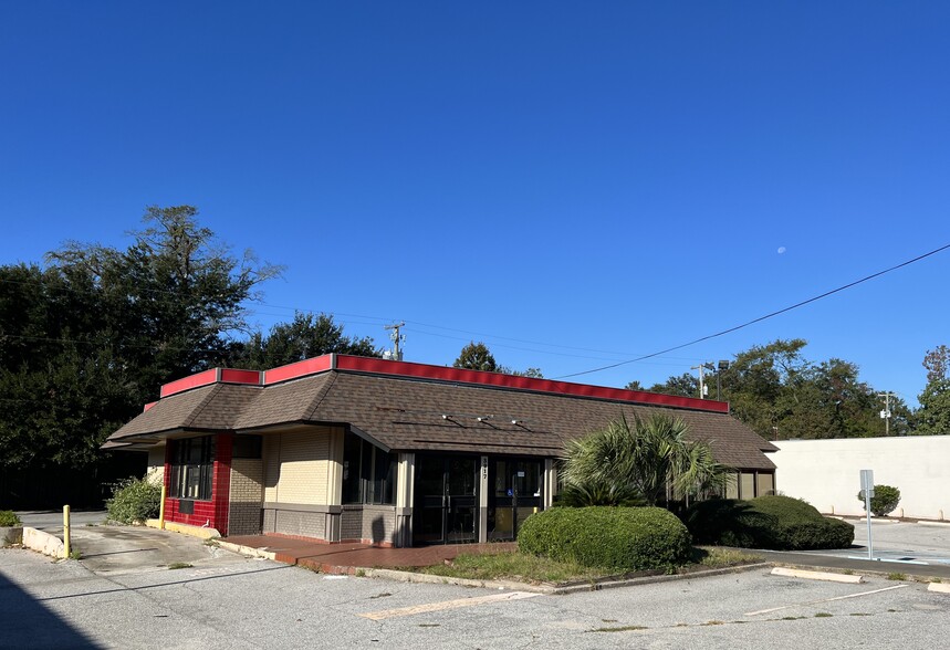 3917 Rivers Ave, North Charleston, SC for sale - Building Photo - Image 1 of 10