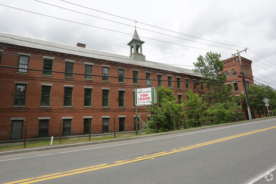 132 Main St, Haydenville, MA for sale - Primary Photo - Image 1 of 1