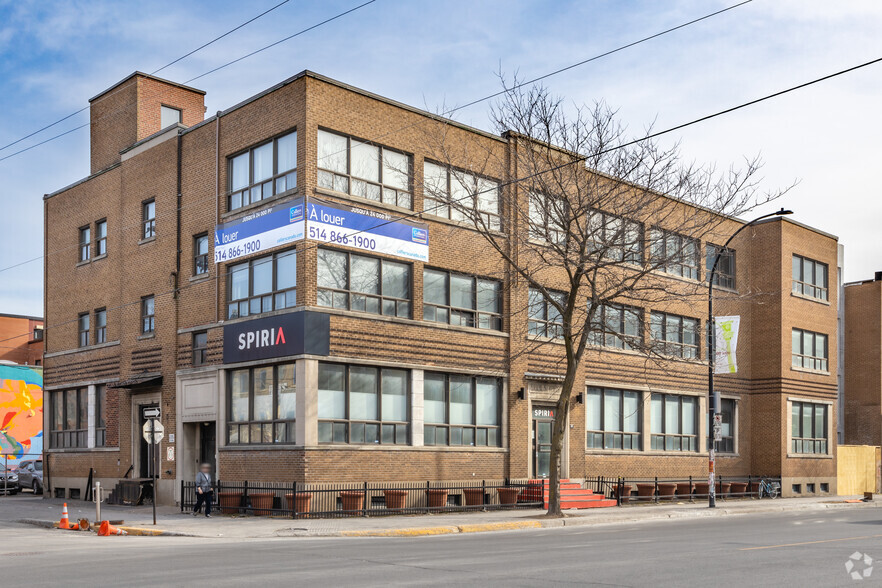 110 Rue Jean-Talon O, Montréal, QC for sale - Primary Photo - Image 1 of 1