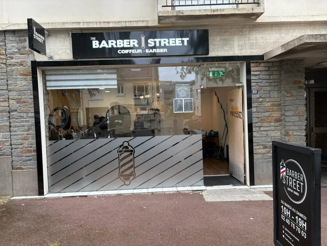 Retail in Saint-Herblain for sale Building Photo- Image 1 of 5