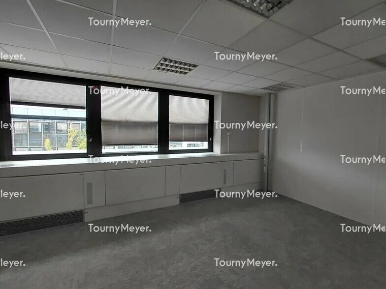 Office in Nantes to rent - Building Photo - Image 2 of 8